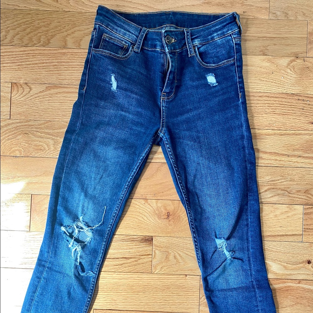 Zara Dark Wash Skinny Jeans - Picture 2 of 7